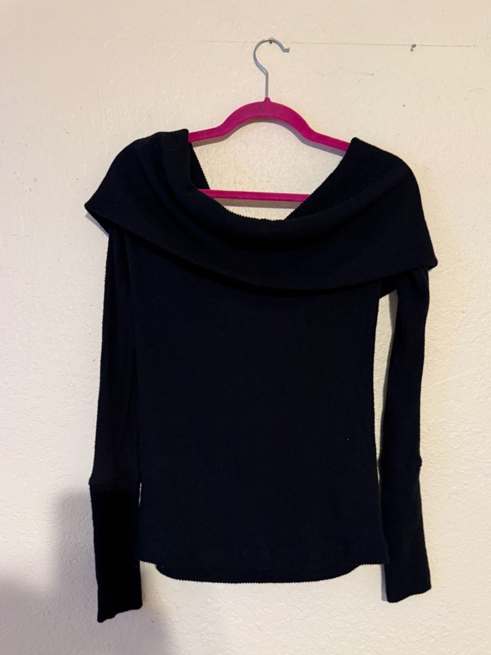 We The Free by Free People Brand Off-Shoulder Ribbed Black Women’s Sweater